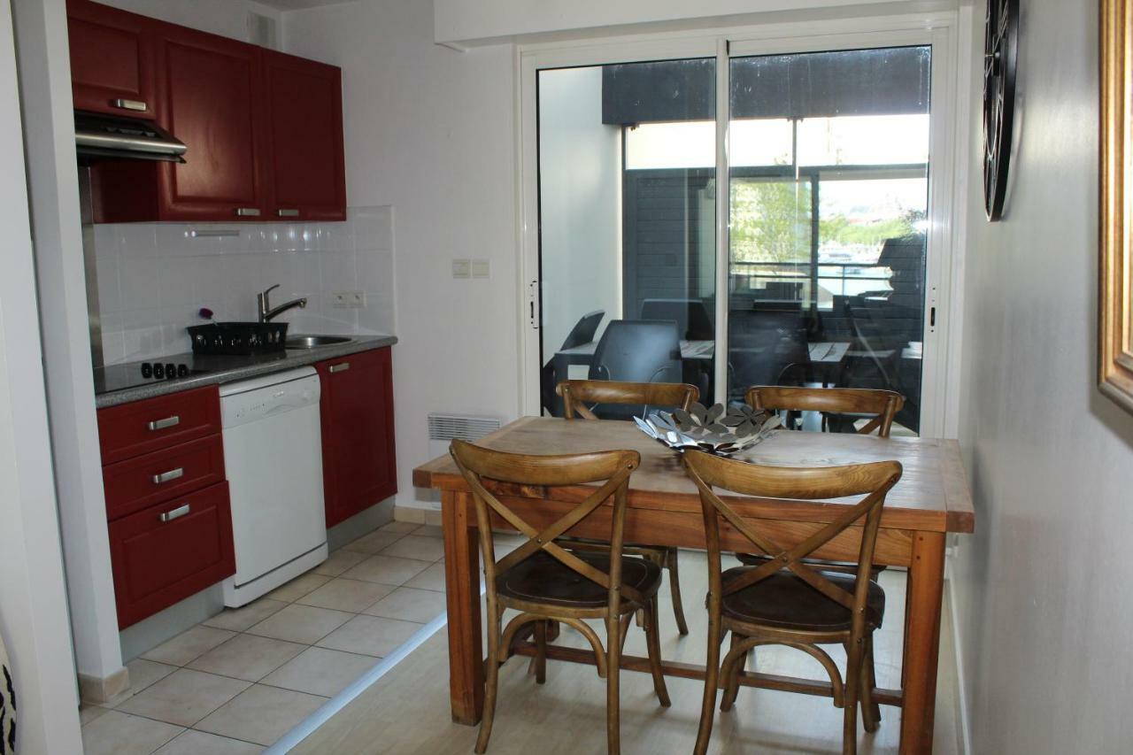 Vue Exceptionnelle Sur Les Tours ! Charme Et Tranquillite Apartment La Rochelle  Exterior photo